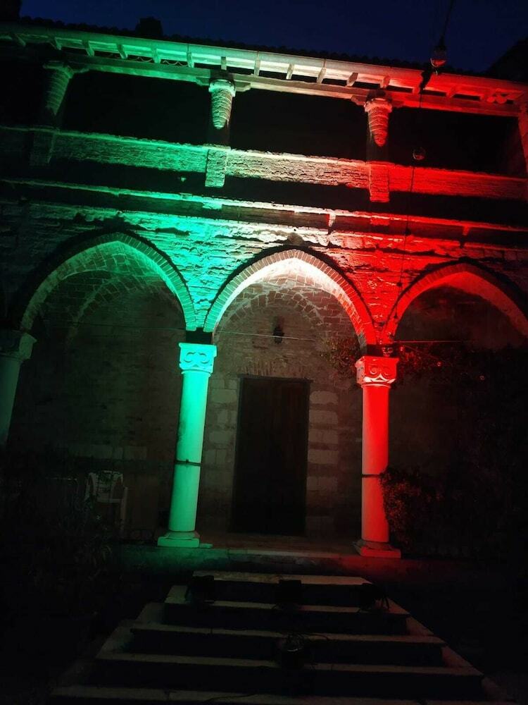 Hotel Castello Di Frassinello