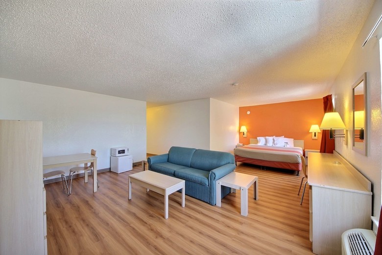 Motel 6 Laredo, Tx - North I-35