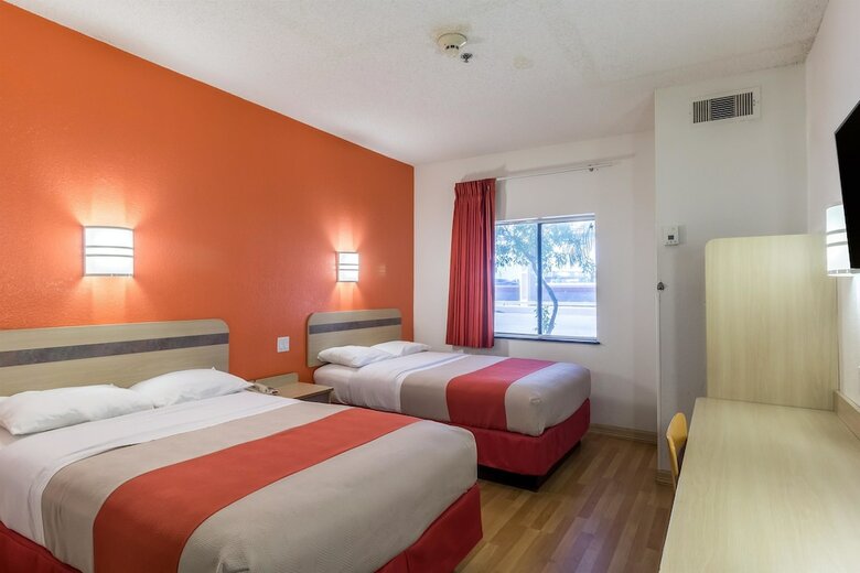Motel 6 Harlingen, Tx