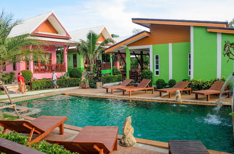 Hotel Pinky Bungalows Resort