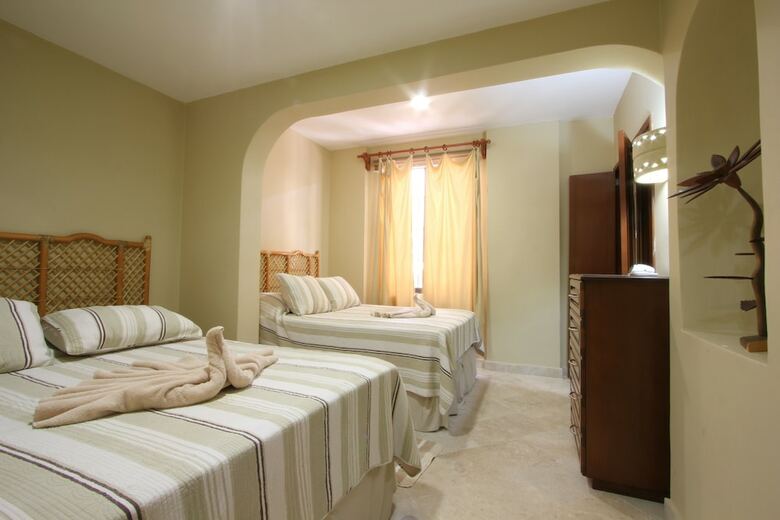 Plaza Marina Condos By Rentals Your Way