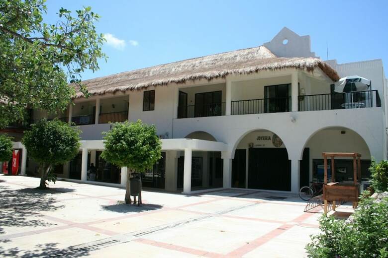 Plaza Marina Condos By Rentals Your Way