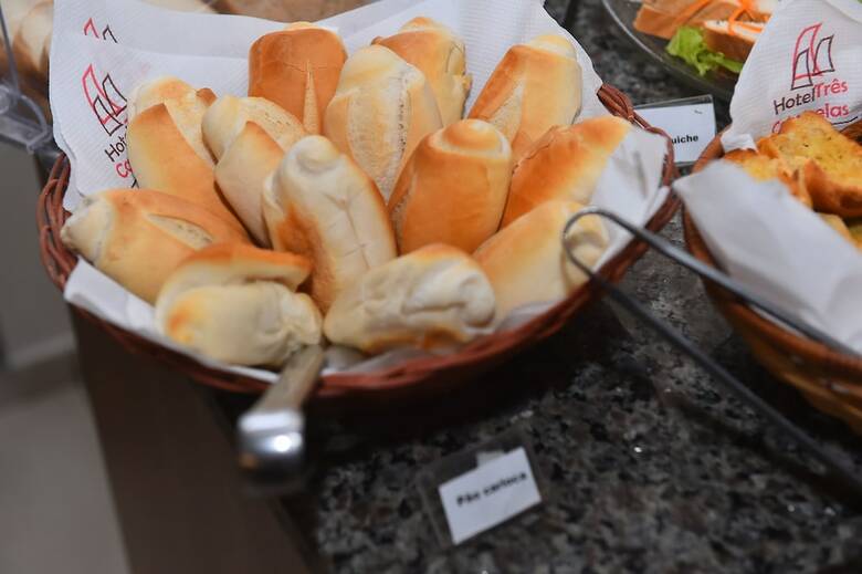 Hotel Tr�s Caravelas
