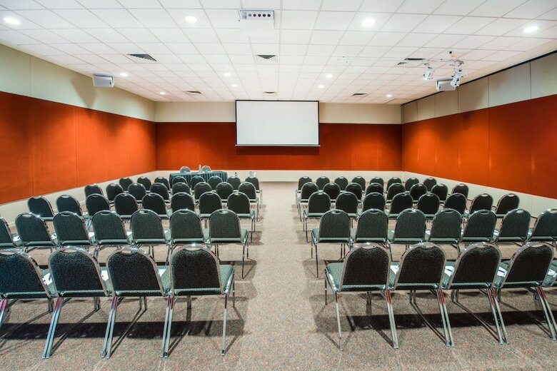 Hotel Crowne Plaza Alice Springs Lasseters