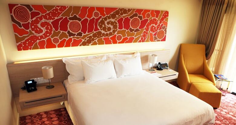 Hotel Crowne Plaza Alice Springs Lasseters