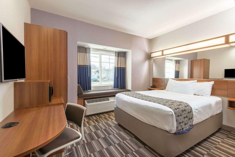 Hotel Microtel Inn & Suites By Wyndham Cadiz