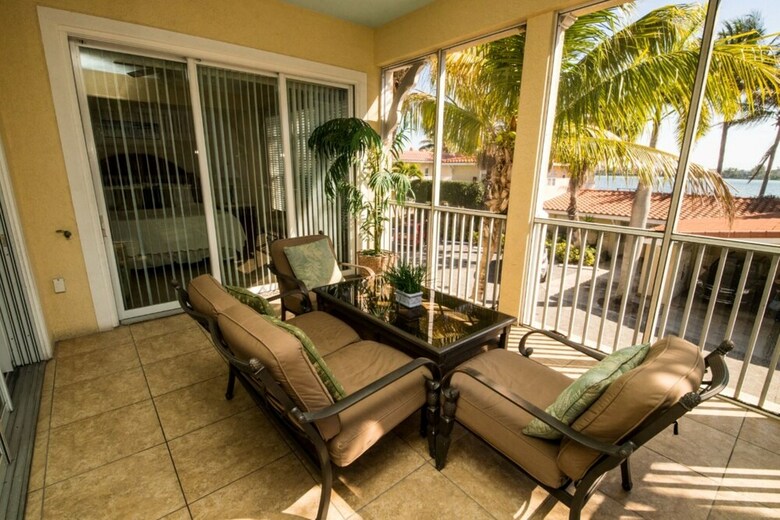 Tortuga Inn Beach Resort