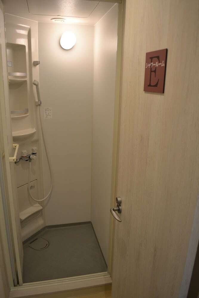 1 Night 1980 Hostel Tokyo
