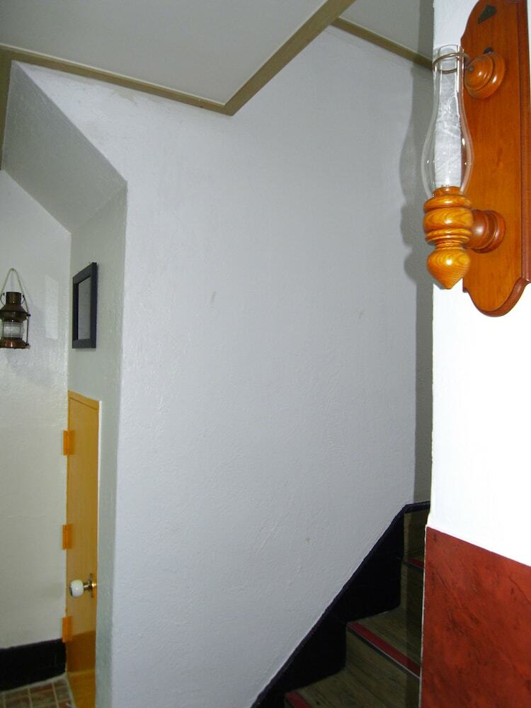 Hotel Monai Guesthouse