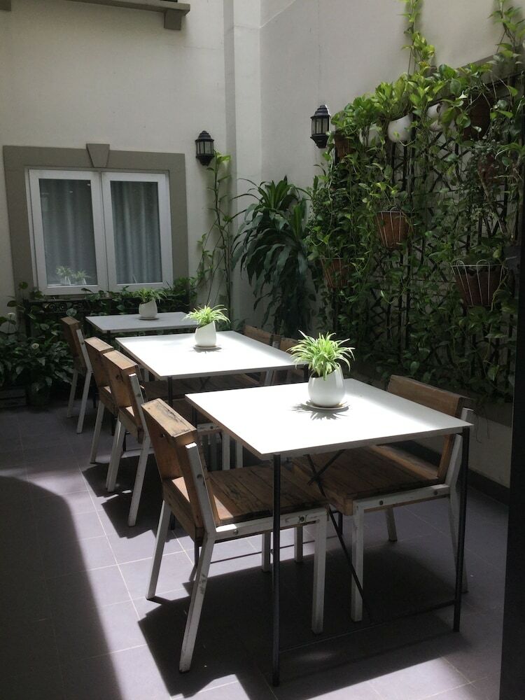 Giang Son 3 Hotel
