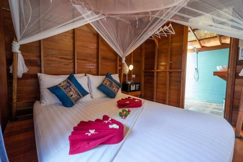 Hotel Lipe Beach Resort