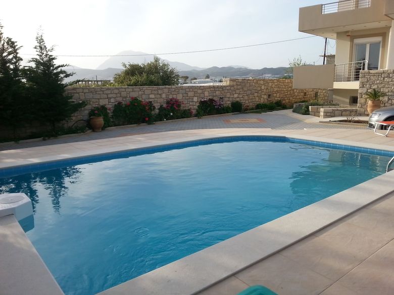 Hotel Elpidis Villa