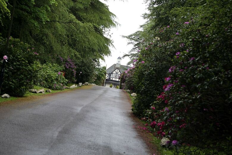 Maes Manor Hotel
