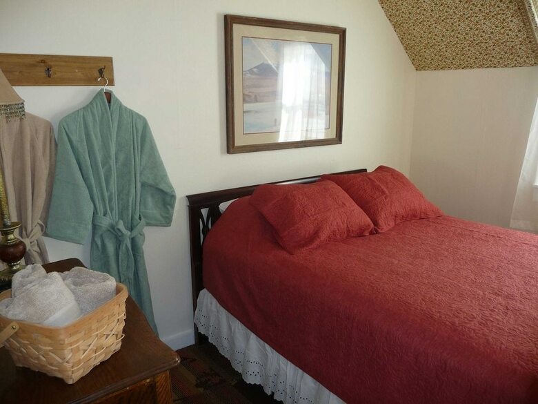 Posada The Twin Lakes Inn