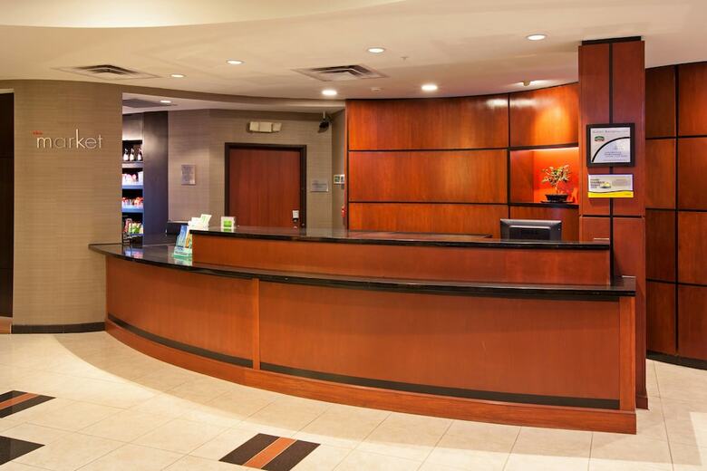 Hotel Courtyard By Marriott Louisville Northeast