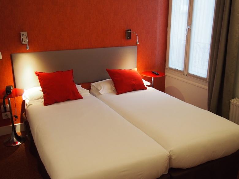 Porte De Versailles Hotel