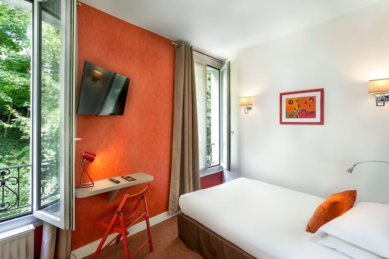 Porte De Versailles Hotel