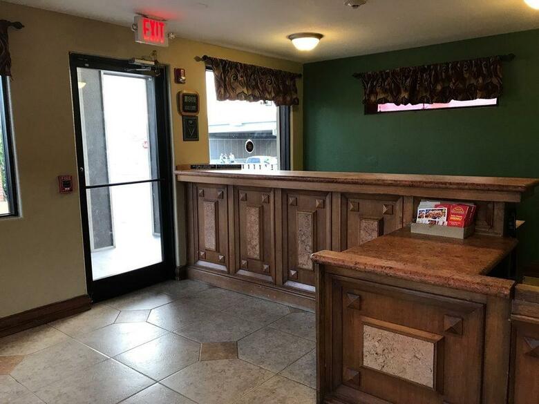 Hotel Laredo Executive Inn