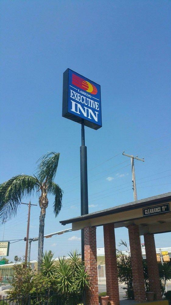 Hotel Laredo Executive Inn