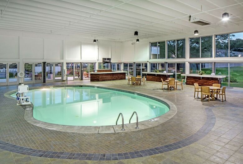 Hotel Doubletree By Hilton Omaha Southwest