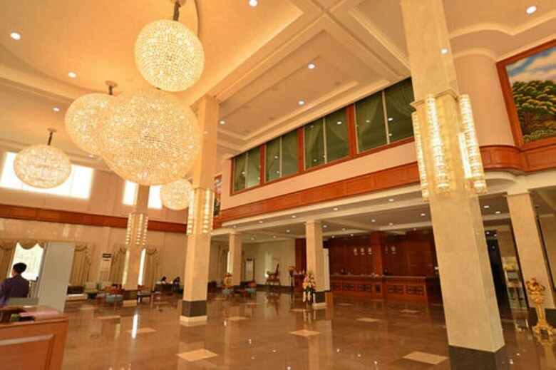 Sky Star Hotel