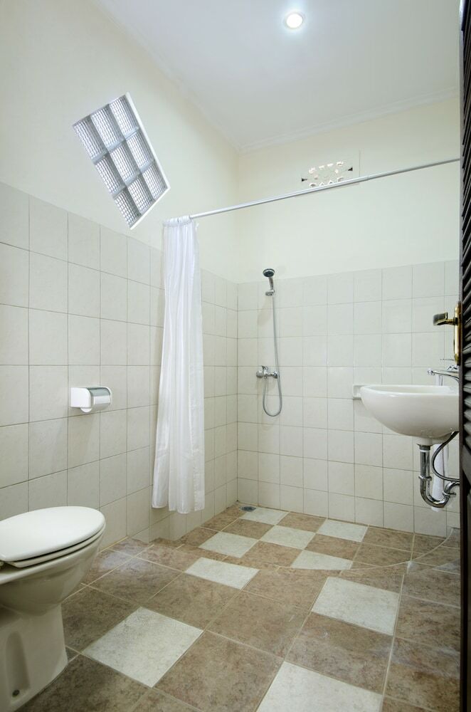 Hotel Teja Homestay