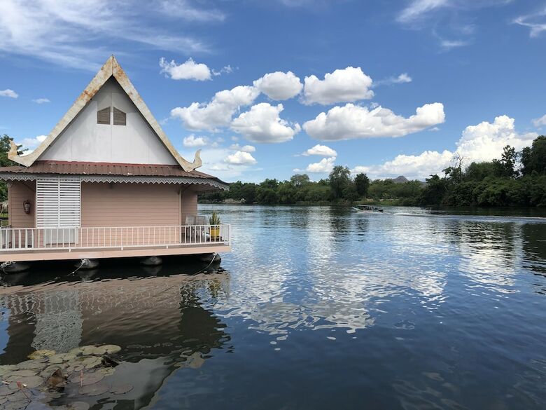 Hotel Bamboo House Kanchanaburi