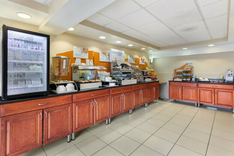 Hotel Holiday Inn Express Chicago-downers Grove