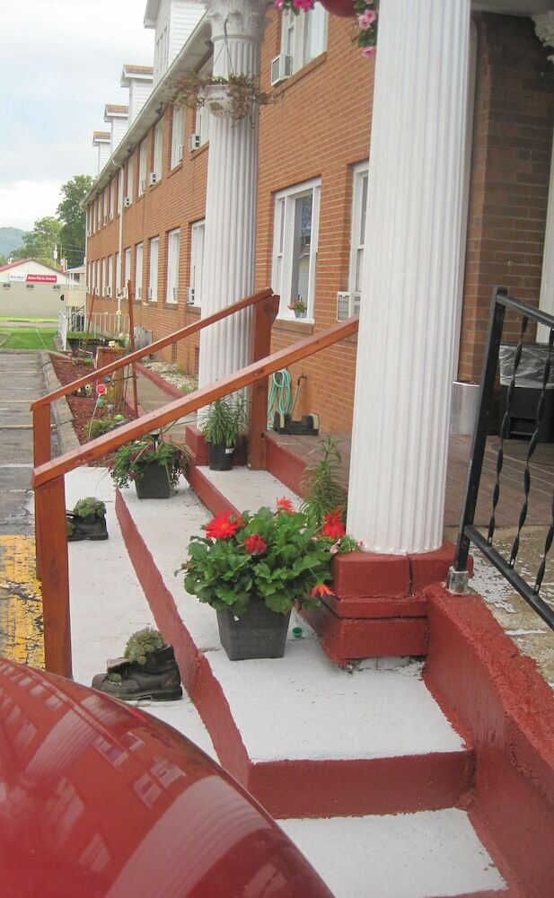 Motel Budget Inn Of America