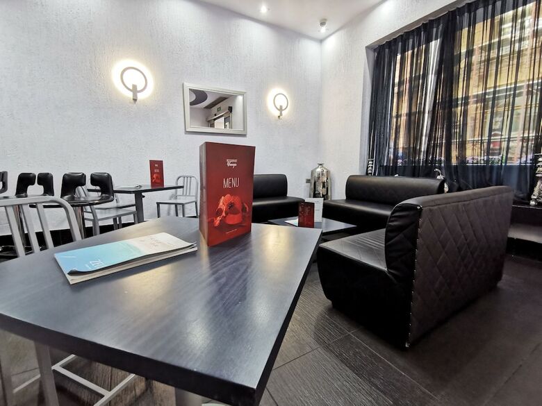 Central Hotel By Zeus International