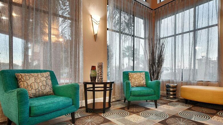 Hotel Sam Houston Inn & Suites
