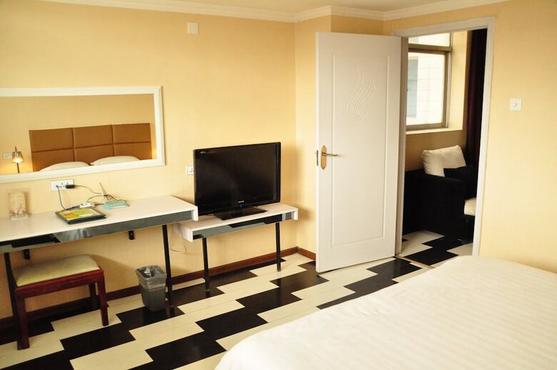 Canaan International Hotel