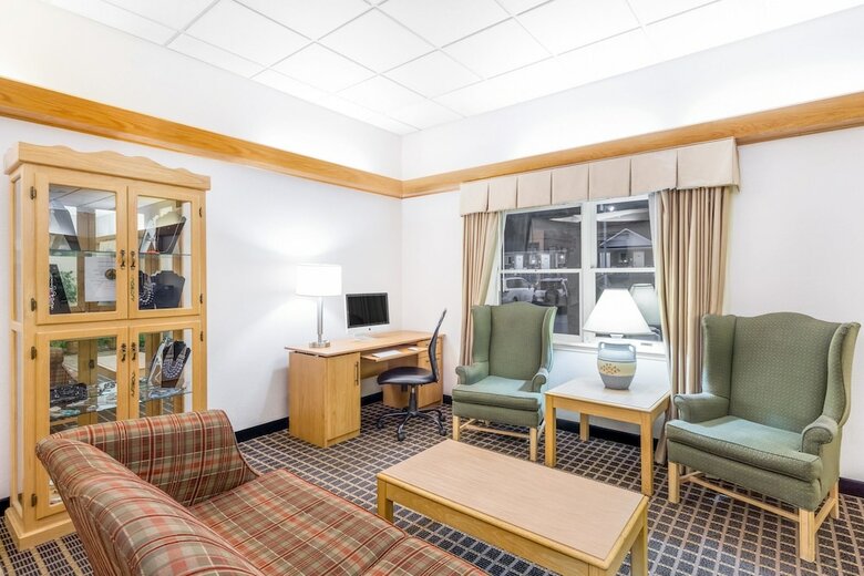 Hotel Days Inn By Wyndham West Jefferson