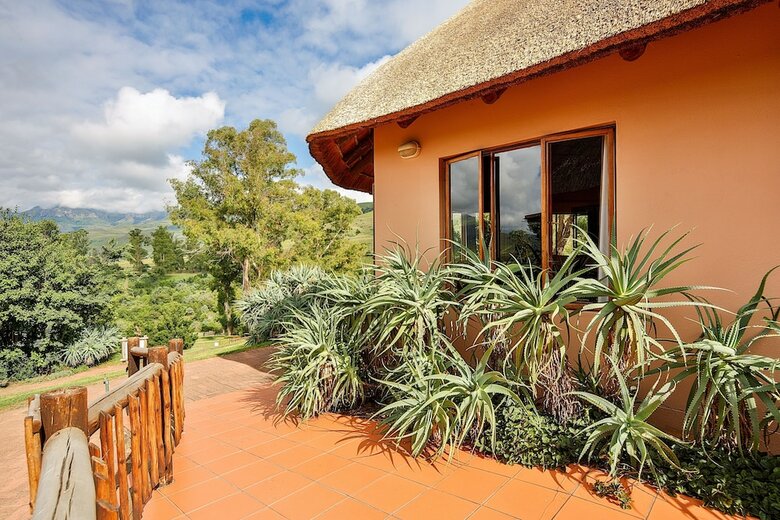 Hotel Montusi Mountain Lodge
