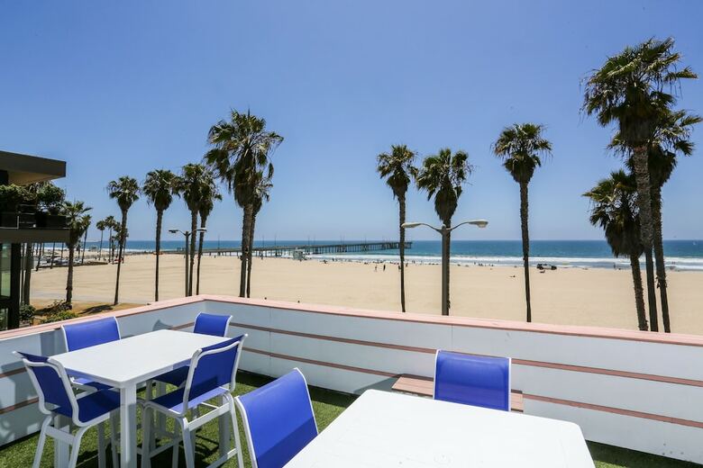 Venice On The Beach Hotel