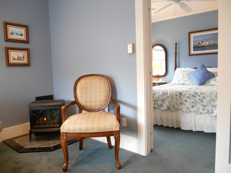 Bayberry House Bed And Breakfast