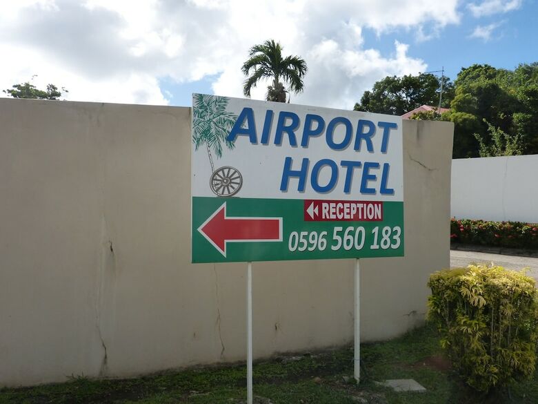 Airport Hotel
