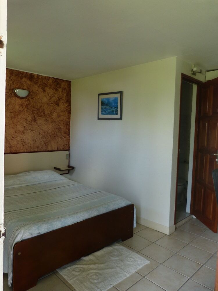 Airport Hotel