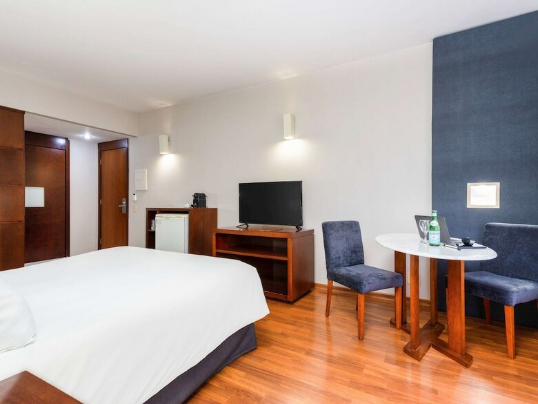 Grand Plaza Hotel