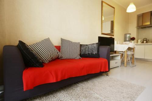 Yuan Jia International Apartment