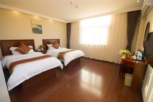 Green Alliance Beijing West Fourth Ring Beidadi Hotel
