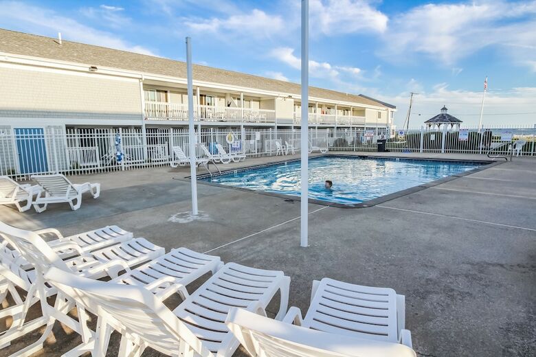 Innseason Resorts Surfside
