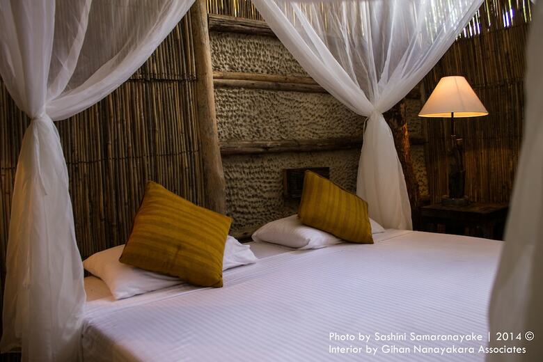 Cabana Saraii Village