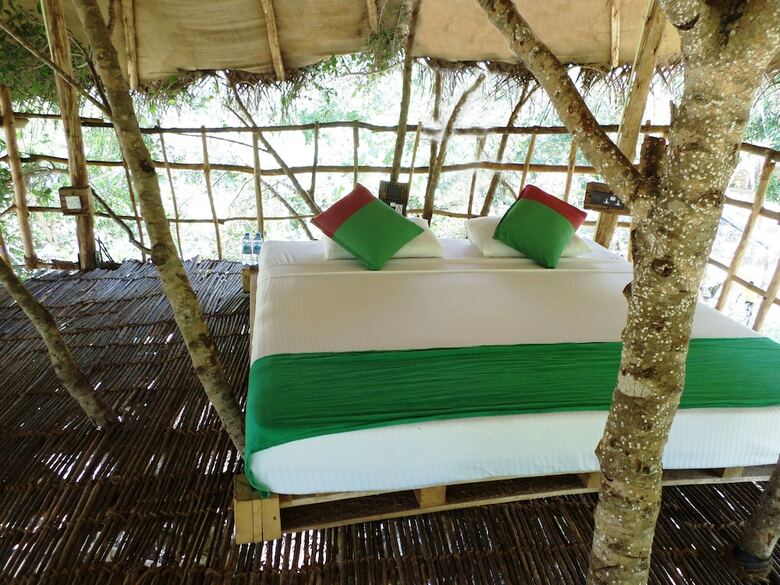 Cabana Saraii Village
