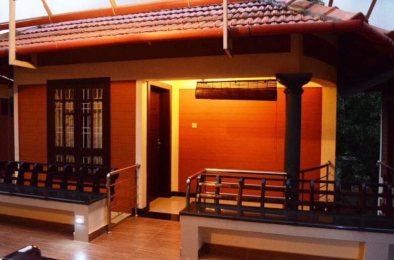 Hotel Varkala Beach Resort