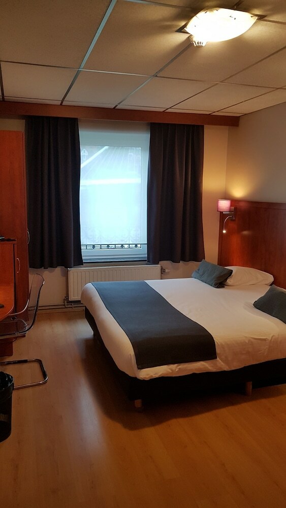 Univers Hotel