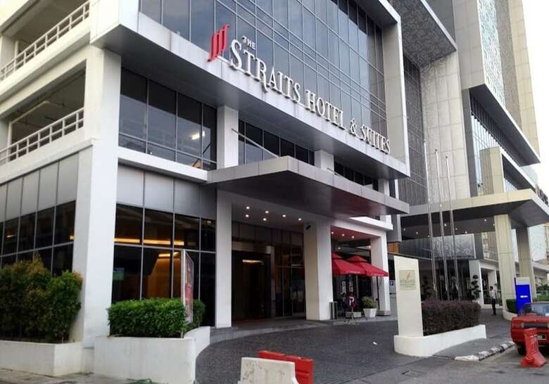 The Straits Hotel & Suites