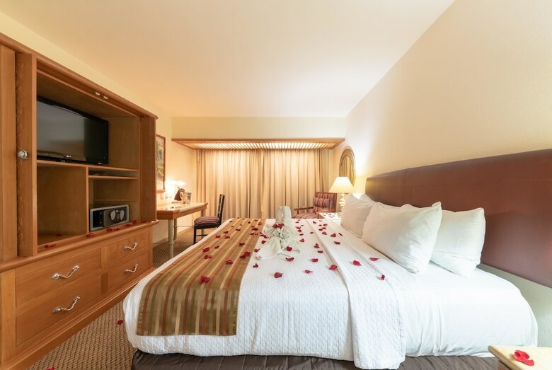 Hotel Wyndham Garden Guadalajara Expo