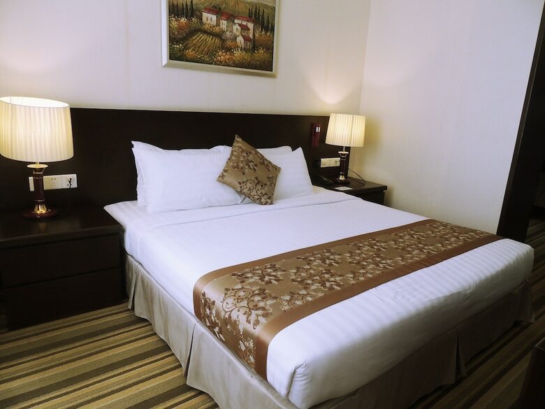 Esperado Lake View Hotel
