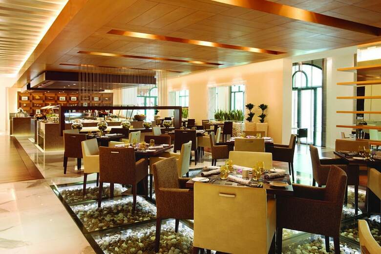 Hotel Al Ain Rotana